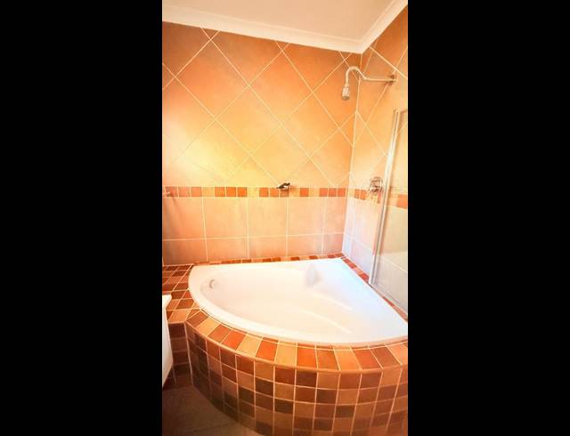 4 BEDROOM HOUSE FOR SALE IN NEW GERMANY